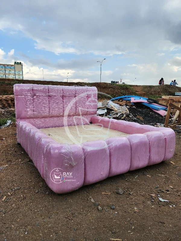 Pink bubble bed